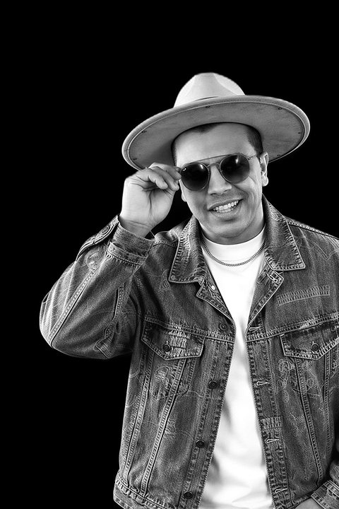 Yas Cepeda, Afro House · PLAYNOW